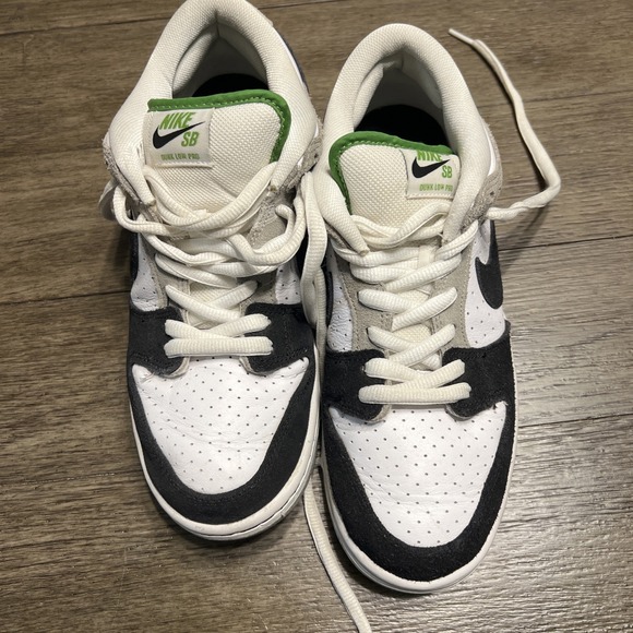 Size 9- Nike SB Dunk Low Black White